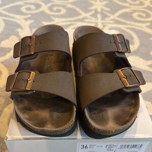 Birkenstock Papillio Arizona Platform Vegan
Sandals Mocha 36